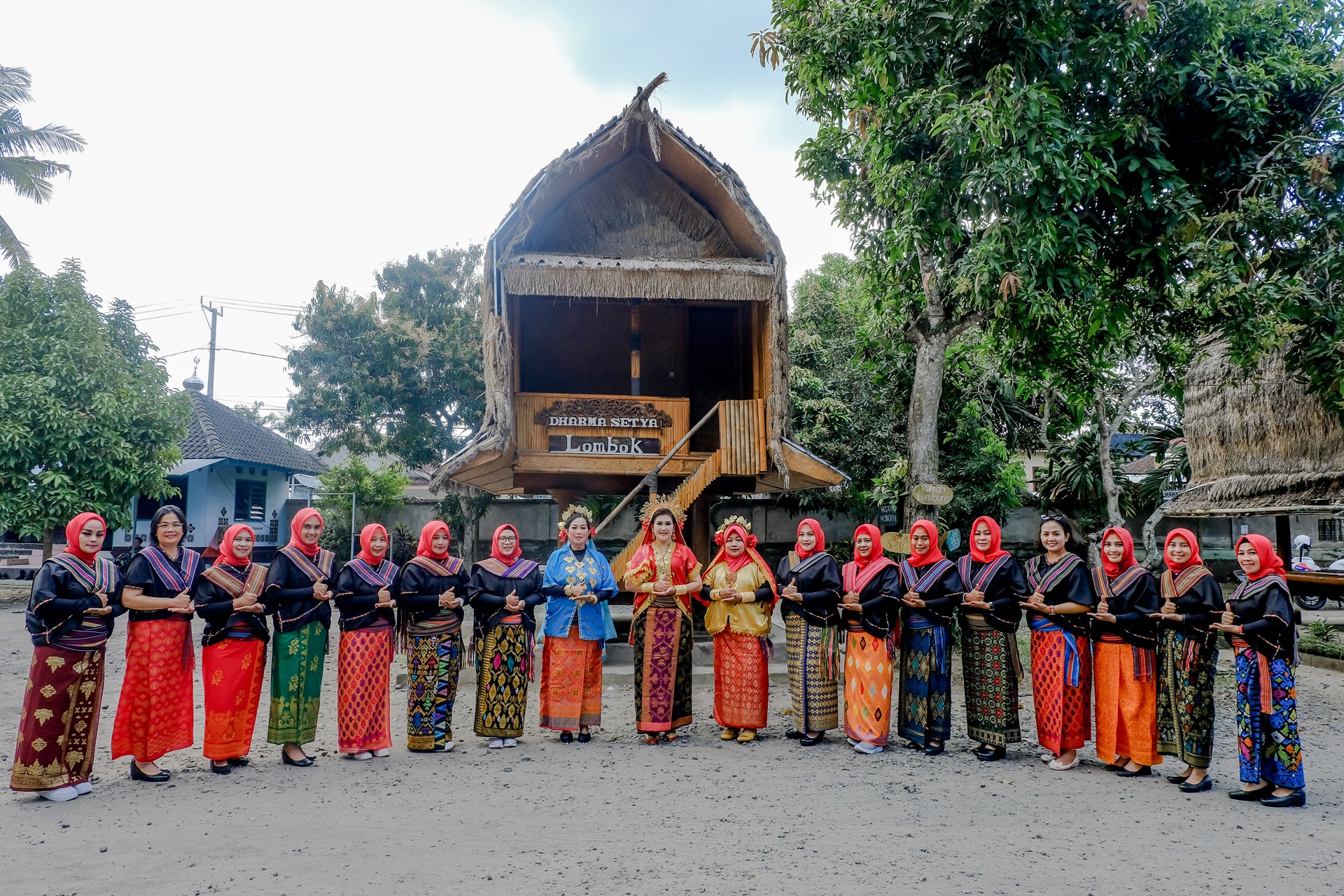 Desa-Sukarara-9