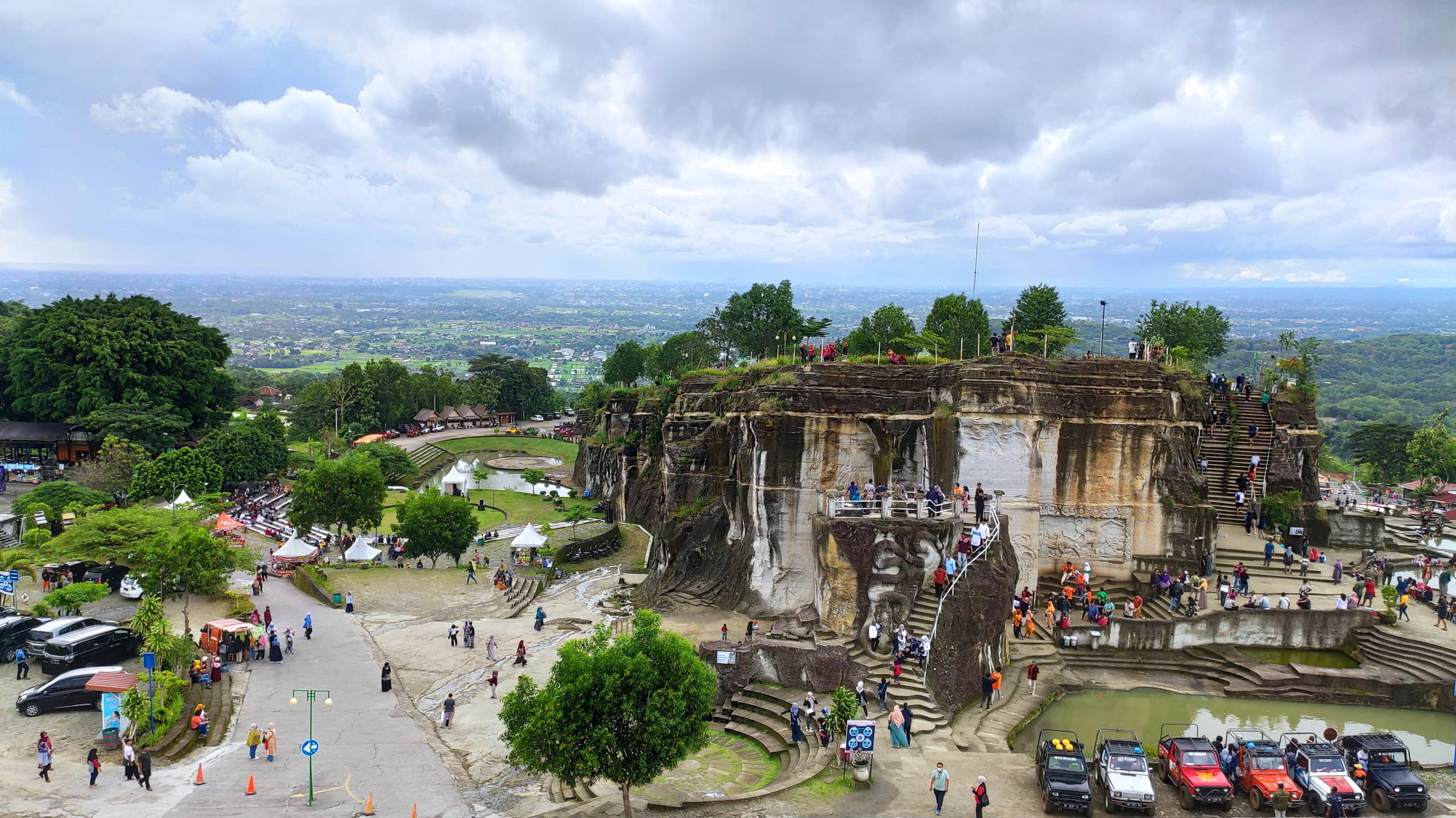 Tebing-Breksi-Jogja-Dodi-Tri