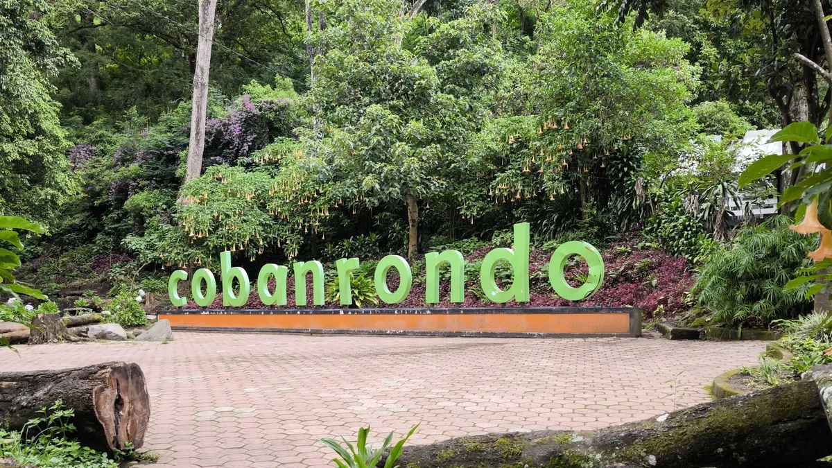 Air-Terjun-Coban-Rondo-Pujon
