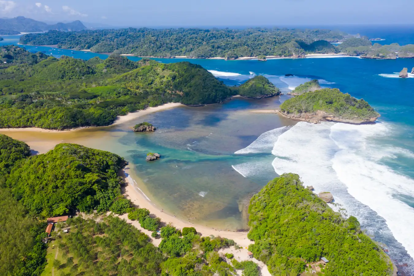 Pantai-Malang-Pantai-Teluk-Asmara