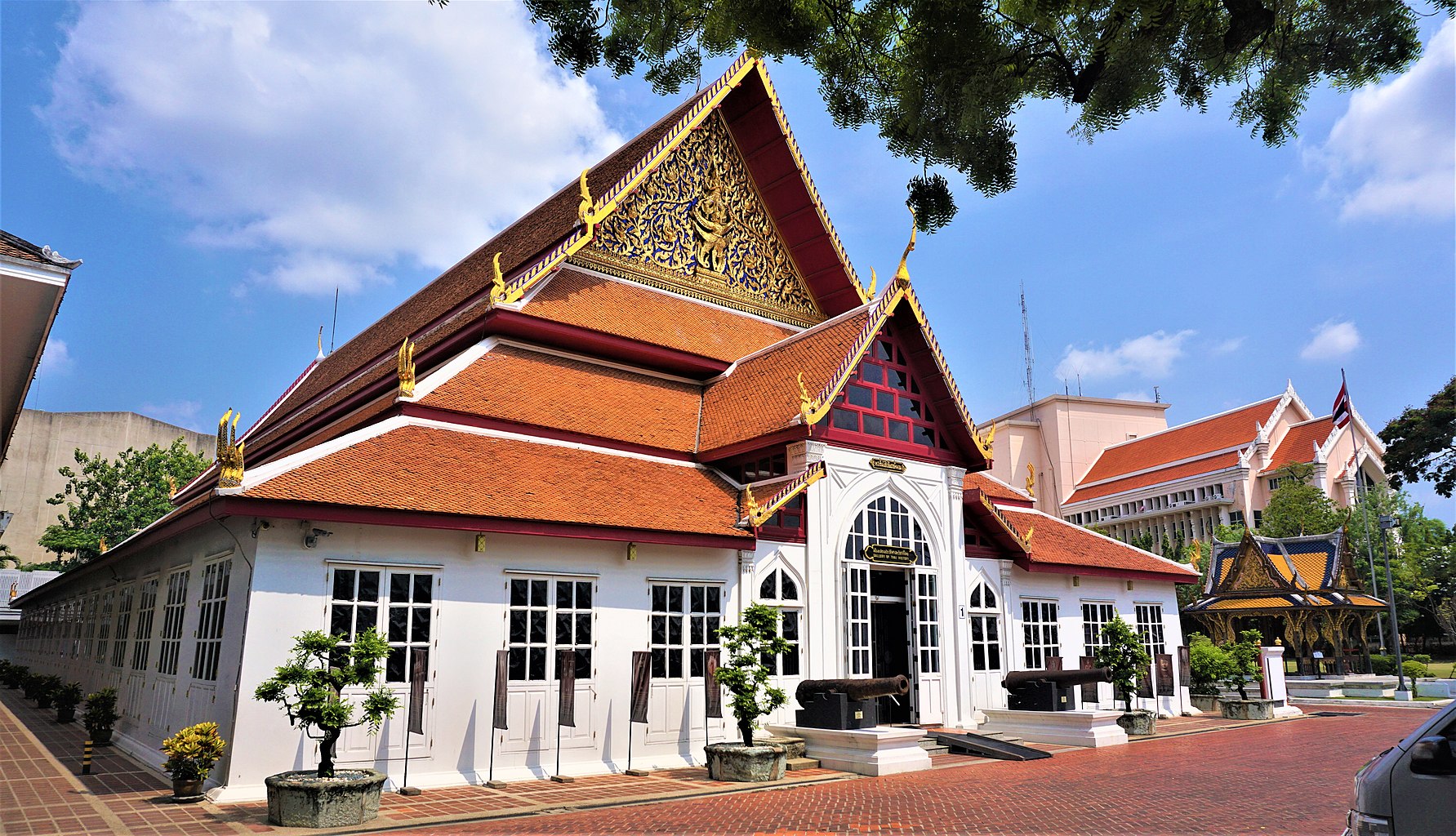 1783px-Bangkok_National_Museum_-_Joy_of_Museums